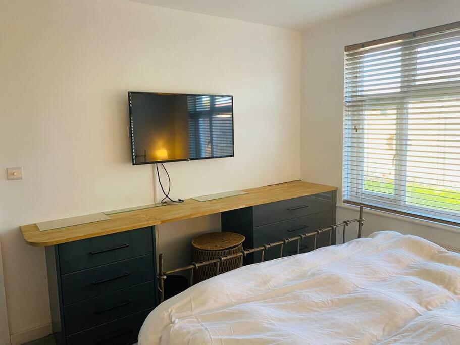 Love Lancing By The Sea With Optional Large Hot Tub Sleeps Up To 8 & Free Parking Villa ภายนอก รูปภาพ